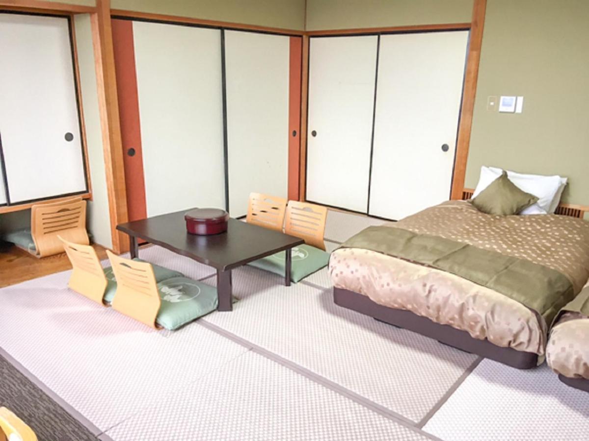 Livemax Resort Kaga Yamashiro Екстериор снимка