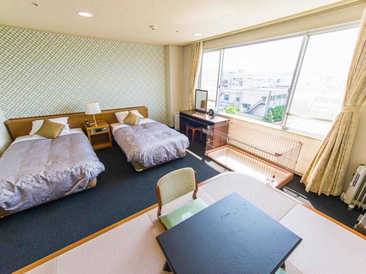 Livemax Resort Kaga Yamashiro Екстериор снимка