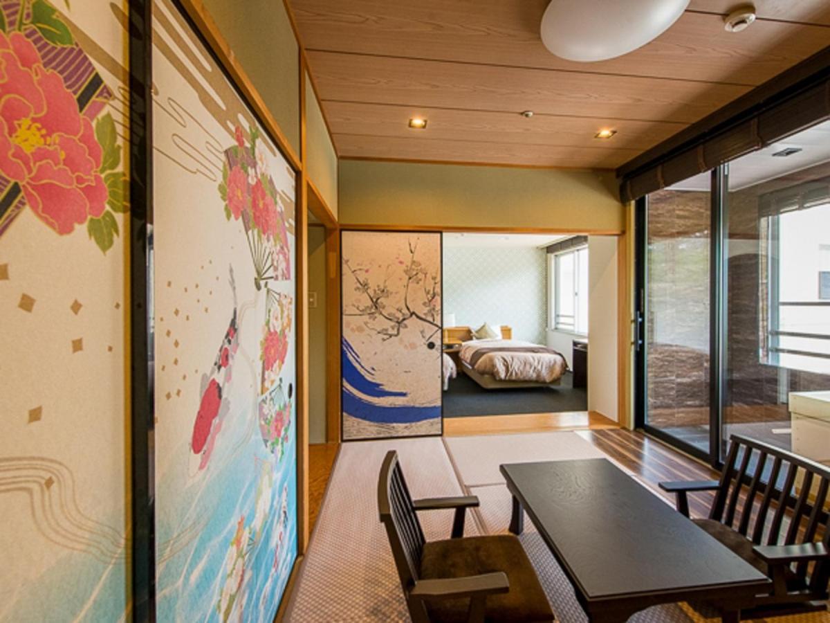 Livemax Resort Kaga Yamashiro Екстериор снимка